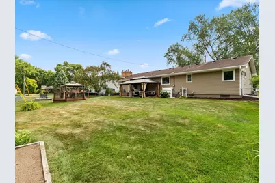 2682 5th Street NW, New Brighton, MN 55112 - Photo 13