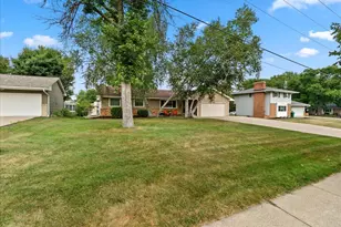 2682 5th St NW, New Brighton, MN 55112 - Photo 57