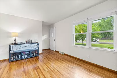 8236 Queen Avenue S, Bloomington, MN 55431 - Photo 7