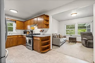 8236 Queen Ave S, Bloomington, MN 55431 - Photo 11