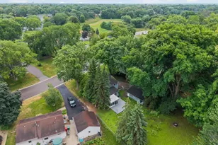 8236 Queen Ave S, Bloomington, MN 55431 - Photo 41