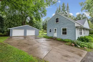 8236 Queen Ave S, Bloomington, MN 55431 - Photo 35