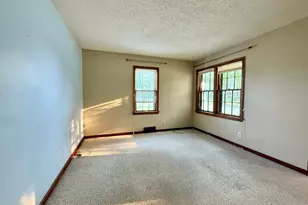 618 Dewey Ave N, Thief River Falls, MN 56701 - Photo 7