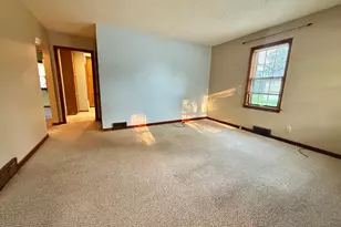 618 Dewey Ave N, Thief River Falls, MN 56701 - Photo 9