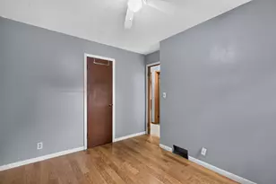 5214 Morgan Ave N, Minneapolis, MN 55430 - Photo 21