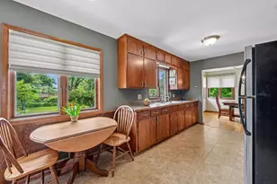 725 W 1st St, Waconia, MN 55387 - Photo 21