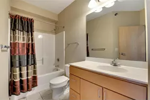 2600 University Ave SE, Minneapolis, MN 55414 - Photo 17