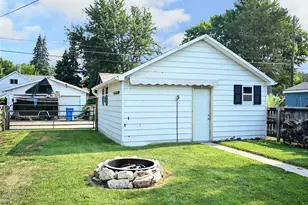 156 E Mark St, Winona, MN 55987 - Photo 21