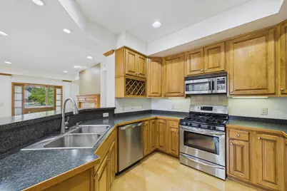 12402 Flanders Court NE #I, Blaine, MN 55449 - Photo 7