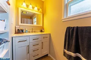 1530 11th St S, Virginia, MN 55792 - Photo 17
