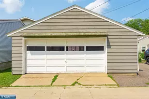 1530 11th St S, Virginia, MN 55792 - Photo 3
