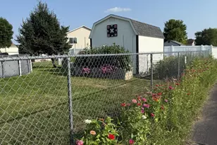 600 Pioneer Cir, Belle Plaine, MN 56011 - Photo 27