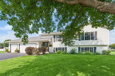 600 Pioneer Circle, Belle Plaine, MN 56011 - Photo 31