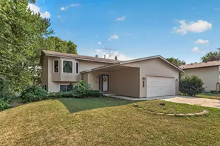 606 8th St NW, Buffalo, MN 55313 - Photo 1