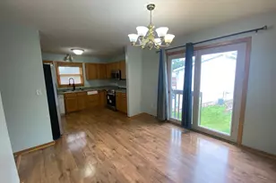 2848 Knollwood Dr SE, Rochester, MN 55904 - Photo 7