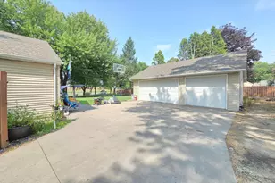8011 1st Ave S, Bloomington, MN 55420 - Photo 33
