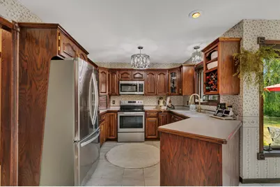 4218 White Drive, Saint Cloud, MN 56303 - Photo 9