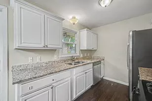 5931 Zenith Ave N, Brooklyn Center, MN 55429 - Photo 15