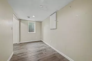5931 Zenith Ave N, Brooklyn Center, MN 55429 - Photo 9