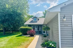 330 Creekview Ct, Baldwin, WI 54002 - Photo 1