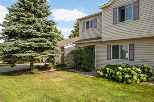 15822 Griffon Path, Apple Valley, MN 55124 - Photo 3