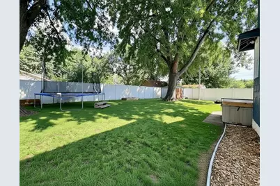506 W Lake Avenue, Worthington, MN 56187 - Photo 11