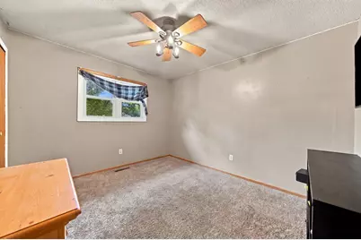 8244 Morgan Avenue N, Brooklyn Park, MN 55444 - Photo 15