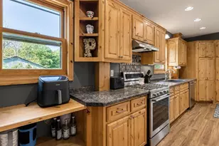 1024 Le Center St, Le Center, MN 56057 - Photo 5