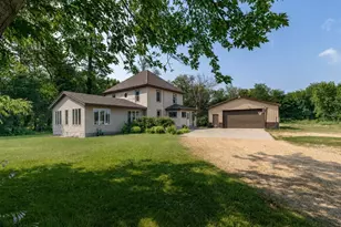 1024 Le Center St, Le Center, MN 56057 - Photo 1