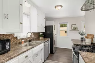 1385 Arona St, Saint Paul, MN 55108 - Photo 15