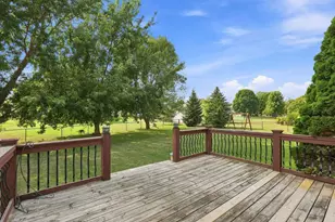 13525 Oakwood Dr, Rogers, MN 55374 - Photo 3