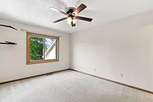 13525 Oakwood Dr, Rogers, MN 55374 - Photo 17