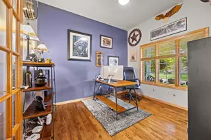 1869 White Oak Dr, Chaska, MN 55318 - Photo 9