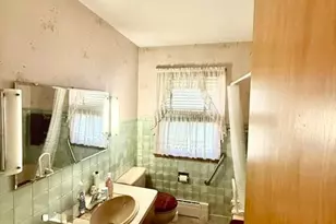 819 E Meadow Ln, Redwood Falls, MN 56283 - Photo 15