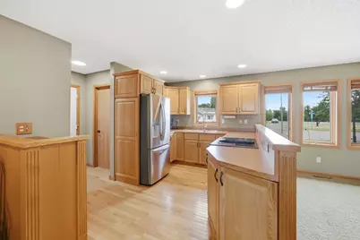 3950 10th Street N, Fargo, ND 58102 - Photo 7