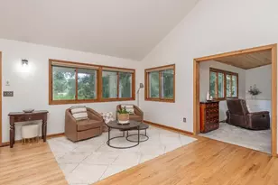 7875 44th St Ct N, Oakdale, MN 55128 - Photo 9