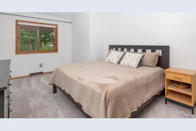 7875 44th Street Court N, Oakdale, MN 55128 - Photo 15