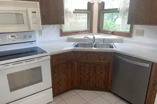 517 26th St NW, Rochester, MN 55901 - Photo 9