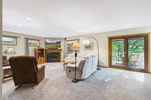 2194 Jennifer Ct, North Saint Paul, MN 55109 - Photo 13