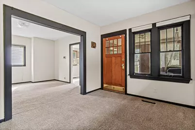 971 Lawson Avenue E, Saint Paul, MN 55106 - Photo 3