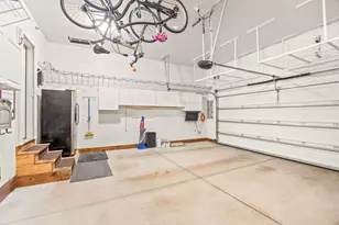 7745 Madelyn Creek Dr, Victoria, MN 55386 - Photo 25