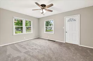725 4th Ave SW, Hutchinson, MN 55350 - Photo 3