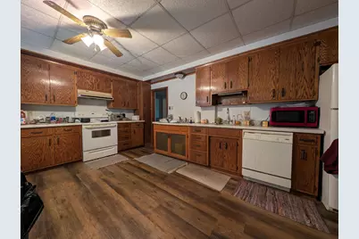 155 SW 4th, Perham, MN 56573 - Photo 5