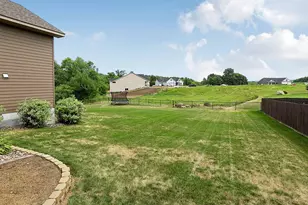 105 Estate Dr, Avon, MN 56310 - Photo 33