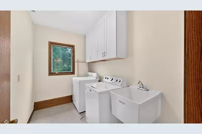1716 8th Avenue SE, Rochester, MN 55904 - Photo 9