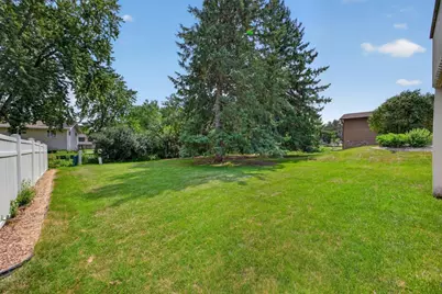 1716 8th Avenue SE, Rochester, MN 55904 - Photo 5