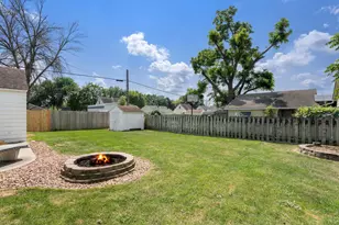 302 16th St SE, Austin, MN 55912 - Photo 7