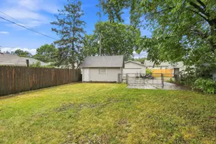 1019 Sherburne Ave, Saint Paul, MN 55104 - Photo 19