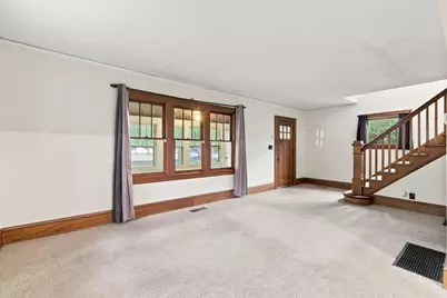 1019 Sherburne Avenue, Saint Paul, MN 55104 - Photo 3