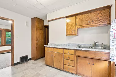 1019 Sherburne Avenue, Saint Paul, MN 55104 - Photo 9